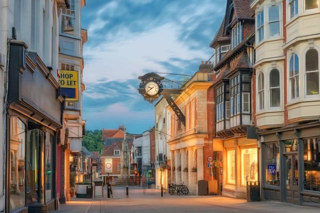 Central Chic 3 Bed, Great Location Winchester Exteriör bild