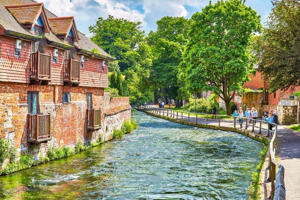 Central Chic 3 Bed, Great Location Winchester Exteriör bild